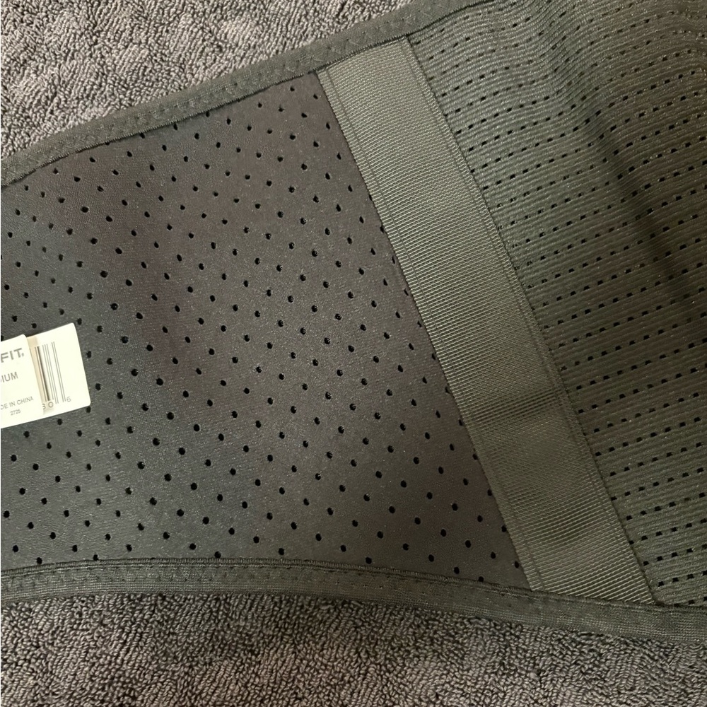 Copper Fit Black Compression Back Support NWOT Size Small/Medium - Picture 14 of 15